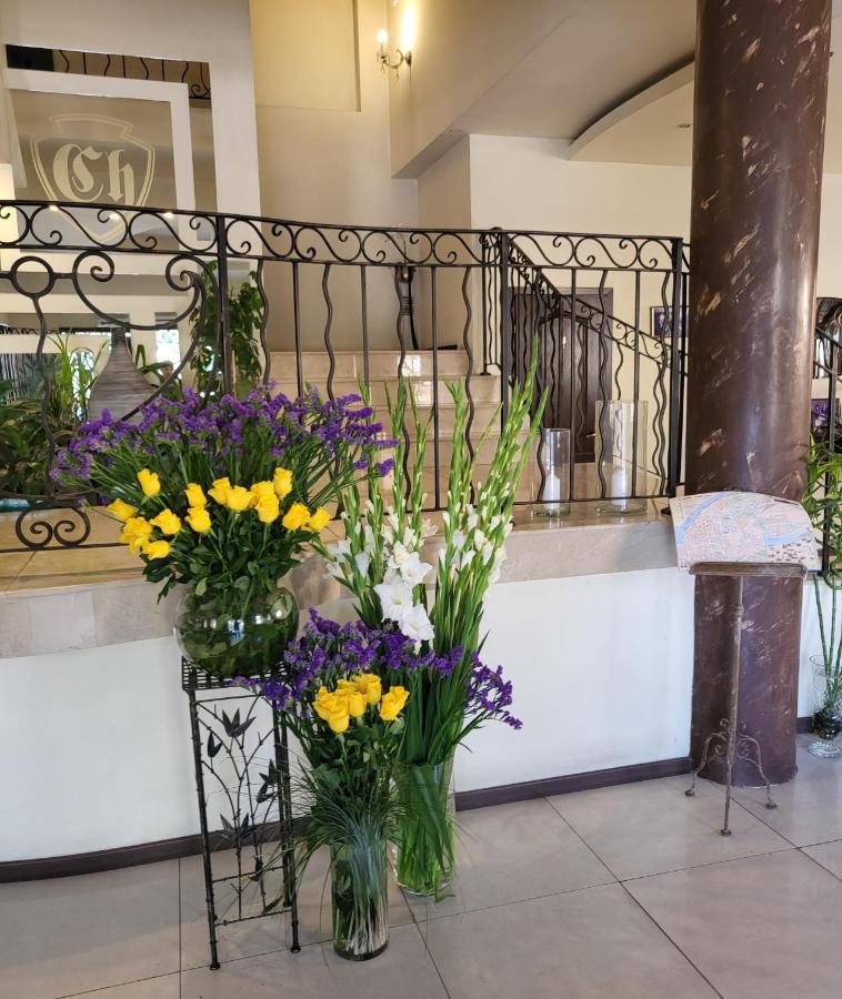 Charlino Plaza Hotel Русе Екстериор снимка